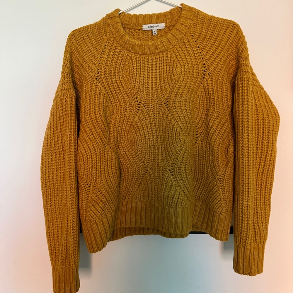 Madewell Mustard Cableknit Sweater Small with tags